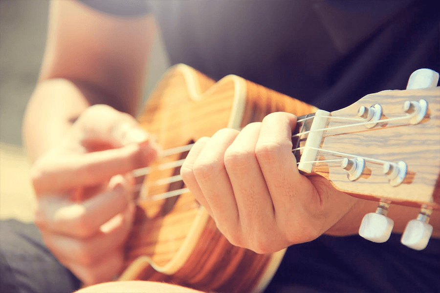 nauka gry na ukulele
